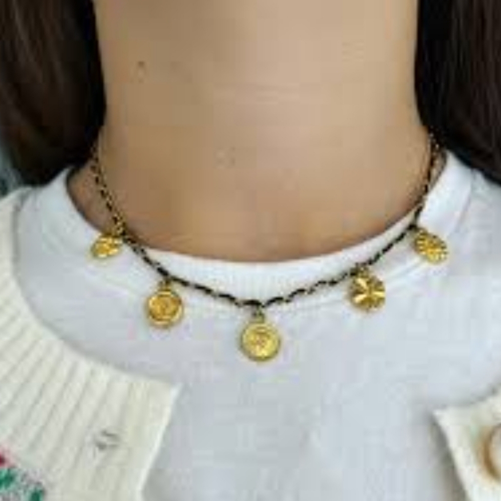 CHANEL  NECKLACE